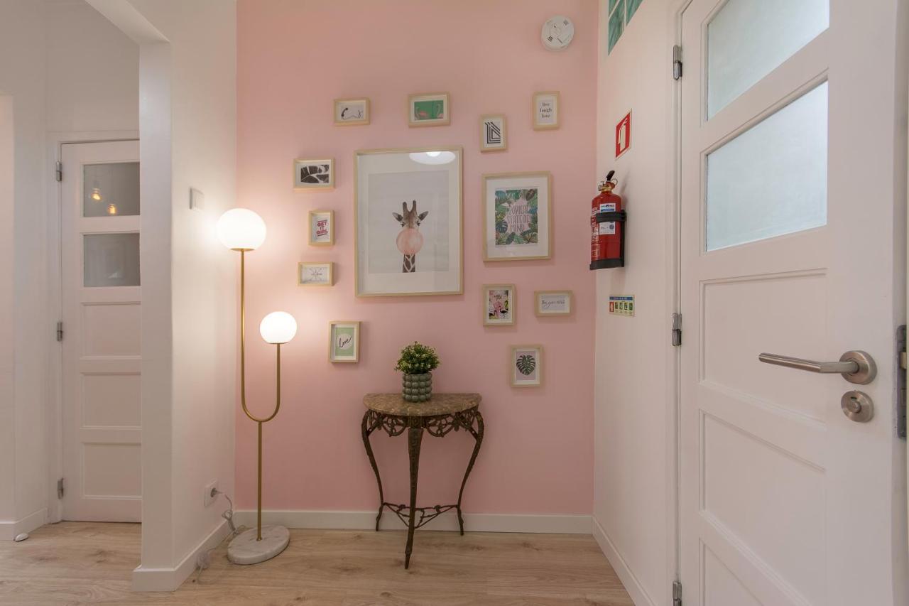 New Bright And Cozy Apartment In Graca Lisboa Exteriör bild